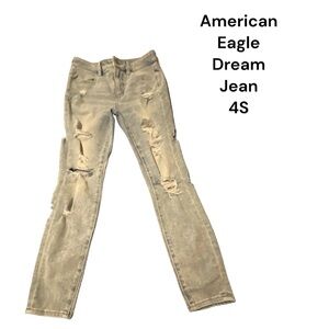 American Eagle Dream Jean 4 Short